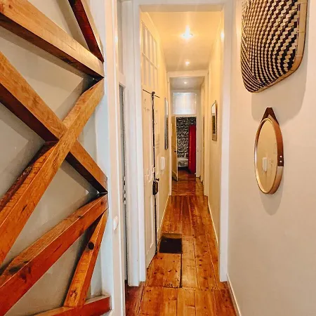 Charming 5 Bedroom In Traditional Apartament *