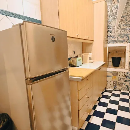 Charming 5 Bedroom In Traditional Apartament